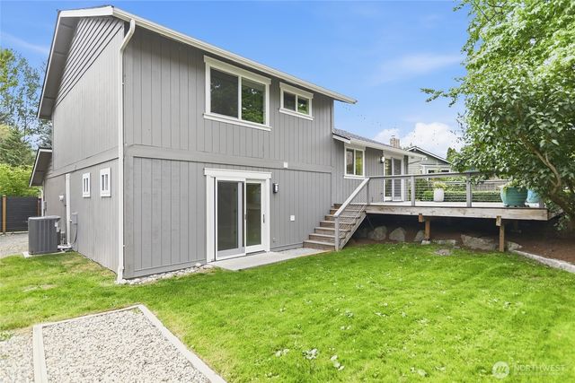 20426 73rd Place NE, Kenmore, WA 98028