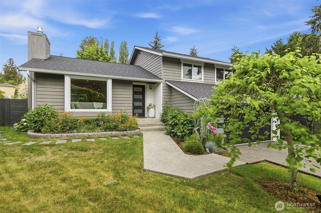 20426 73rd Place NE, Kenmore, WA 98028