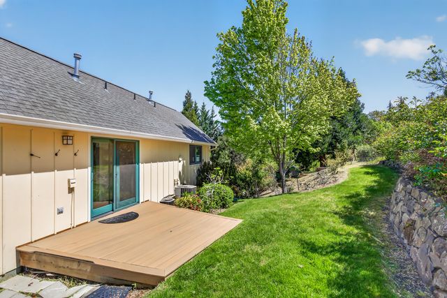 4406 San Juan Drive, Medford, OR 97504