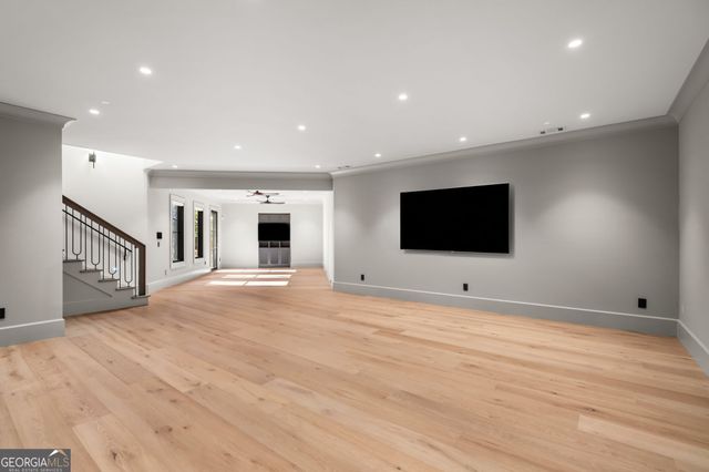 6091 GC Crow Road, Flowery Branch, GA 30542
