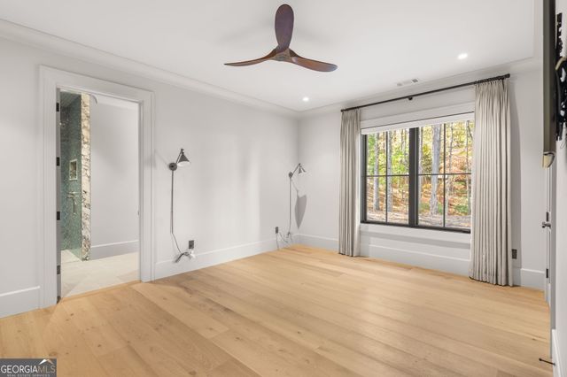 6091 GC Crow Road, Flowery Branch, GA 30542