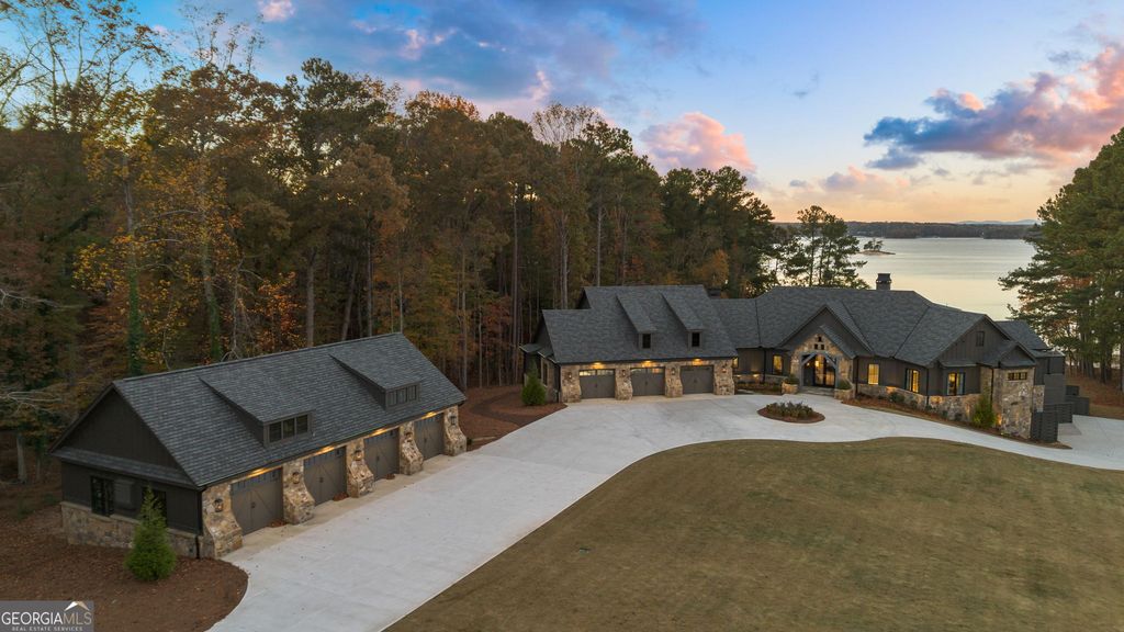 6091 GC Crow Road, Flowery Branch, GA 30542