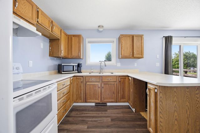 1701 3rd Avenue E, West Fargo, ND 58078