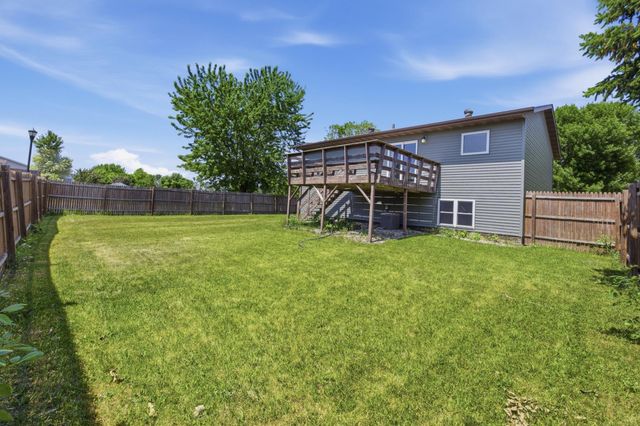 1701 3rd Avenue E, West Fargo, ND 58078