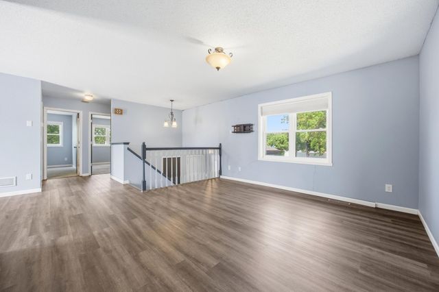 1701 3rd Avenue E, West Fargo, ND 58078