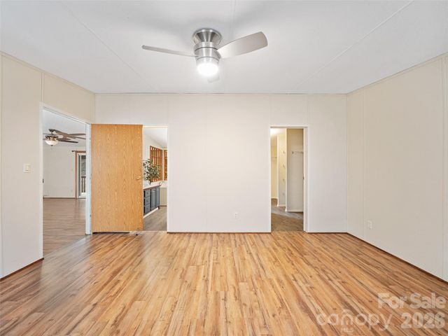 105 Satinwood Drive, Burnsville, NC 28714