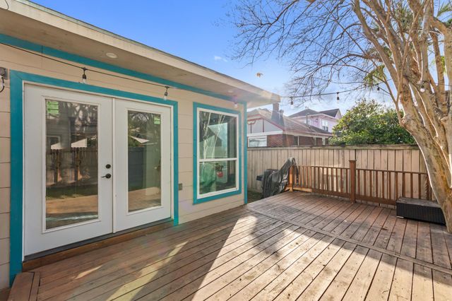 506 Willard Street, Houston, TX 77006