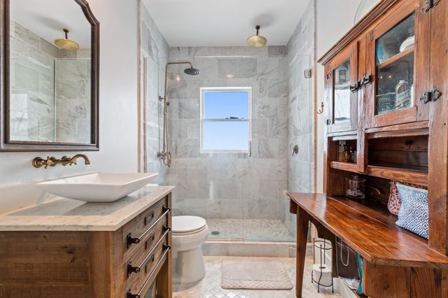 506 Willard Street, Houston, TX 77006