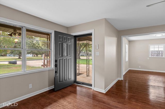 822 E River Road, Shreveport, LA 71105