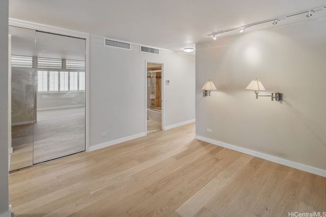 3003 Kalakaua Avenue 7B, Honolulu, HI 96815