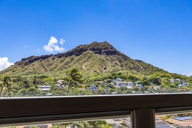 3003 Kalakaua Avenue 7B, Honolulu, HI 96815