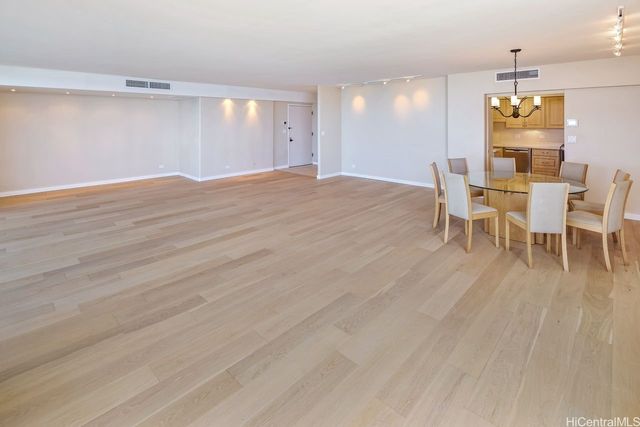 3003 Kalakaua Avenue 7B, Honolulu, HI 96815