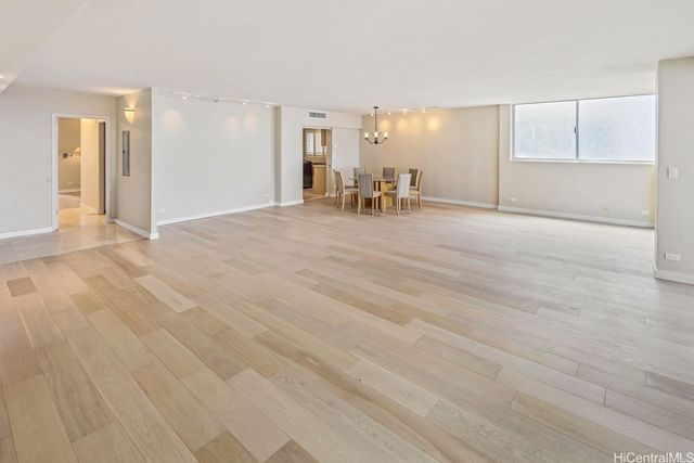 3003 Kalakaua Avenue 7B, Honolulu, HI 96815