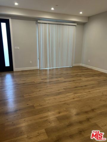 13928 Bessemer Street 2, Los Angeles, CA 91401