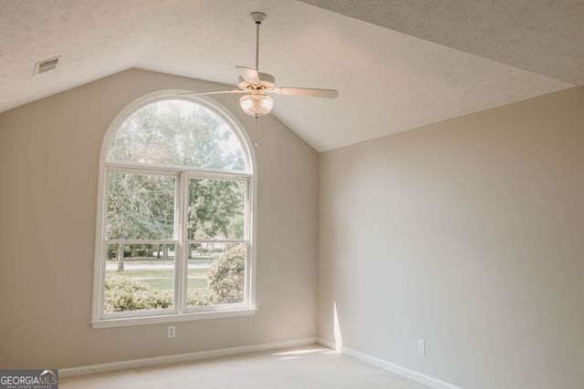 180 Jay Trail, Fayetteville, GA 30215