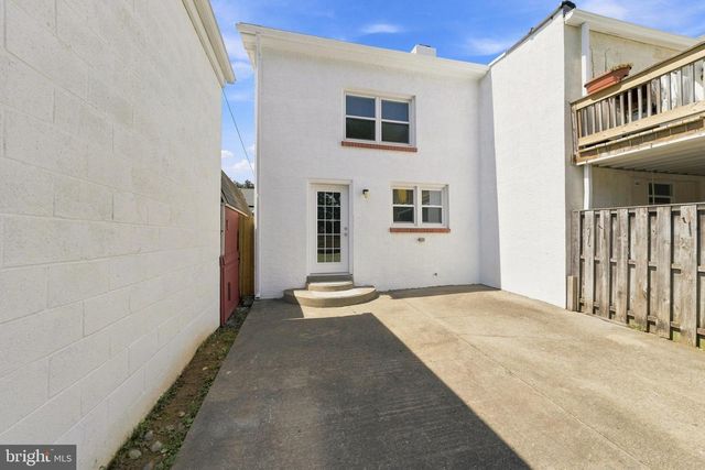 1522 BETHLEHEM PIKE, Flourtown, PA 19031
