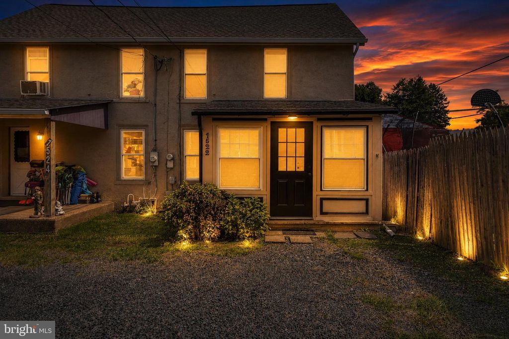 1522 BETHLEHEM PIKE, FLOURTOWN, PA 19031 — exterior