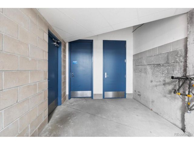 1690 Bassett St 6, Denver, CO 80202