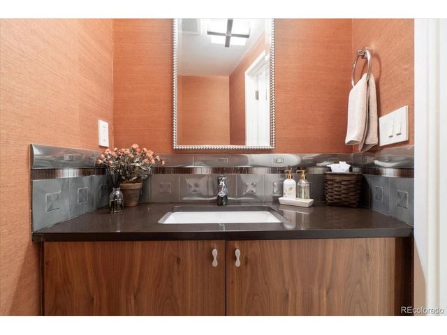 1690 Bassett St 6, Denver, CO 80202