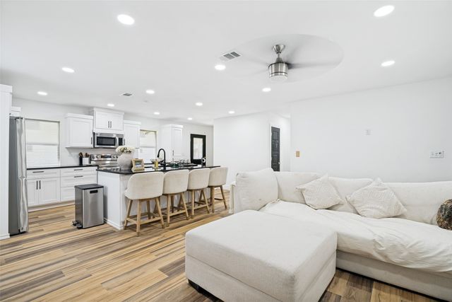 13471 County Road 4031, Kemp, TX 75143