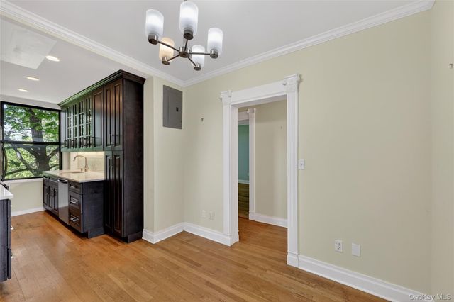 64 Sagamore Road D7, Bronxville, NY 10708