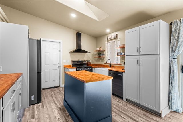 1941 Motor Avenue, Kingman, AZ 86401