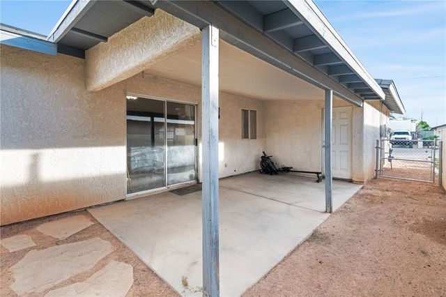 1941 Motor Avenue, Kingman, AZ 86401