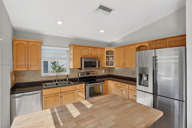 20309 SW 86th Ct, Cutler Bay, FL 33189