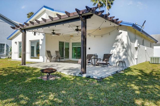 20309 SW 86th Ct, Cutler Bay, FL 33189