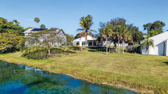 20309 SW 86th Ct, Cutler Bay, FL 33189