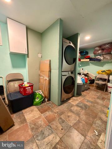 6241 WESTBROOK DR, Hyattsville, MD 20784