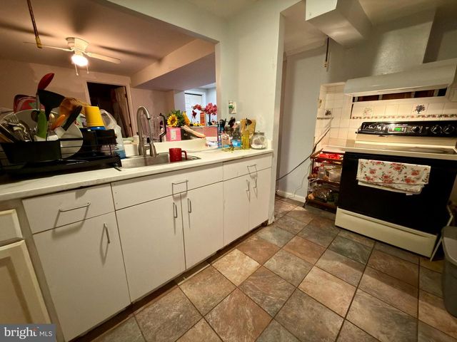 6241 WESTBROOK DR, Hyattsville, MD 20784