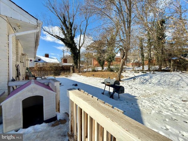 6241 WESTBROOK DR, Hyattsville, MD 20784