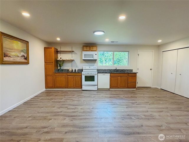 14618 NE 178th Street, Woodinville, WA 98072