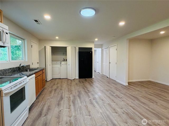 14618 NE 178th Street, Woodinville, WA 98072