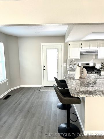 9119 E 87th Place, Tulsa, OK 74133