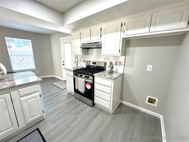 9119 E 87th Place, Tulsa, OK 74133