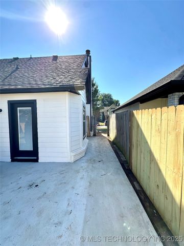 9119 E 87th Place, Tulsa, OK 74133