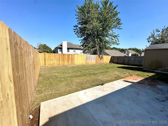 9119 E 87th Place, Tulsa, OK 74133