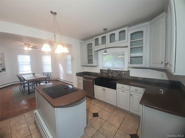 46 Old Post Road, Staatsburg, NY 12580