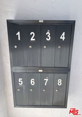 5732 Lexington Avenue, Los Angeles, CA 90038