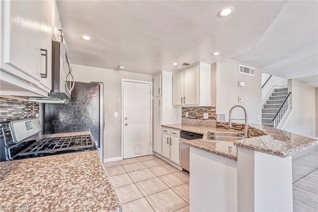 217 MOOSE Lane, Las Vegas, NV 89145
