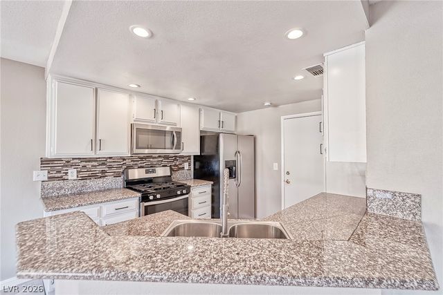 217 MOOSE Lane, Las Vegas, NV 89145