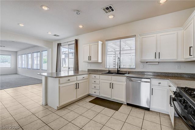 5331 Kadena Garden Court, North Las Vegas, NV 89031