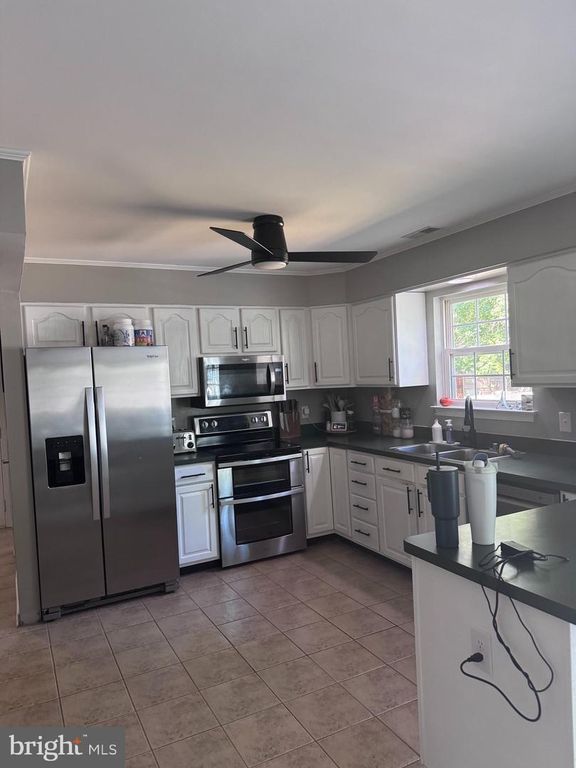 Image 14 of property listing at 12567 CHILDRESS ROAD, Lusby, MD 20657