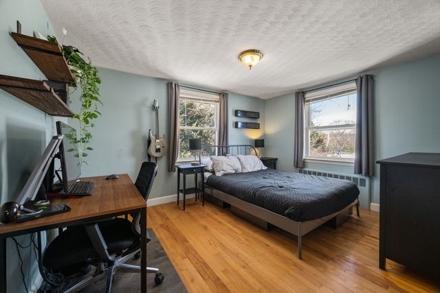 34 Gill Rd 4, Waltham, MA 02453