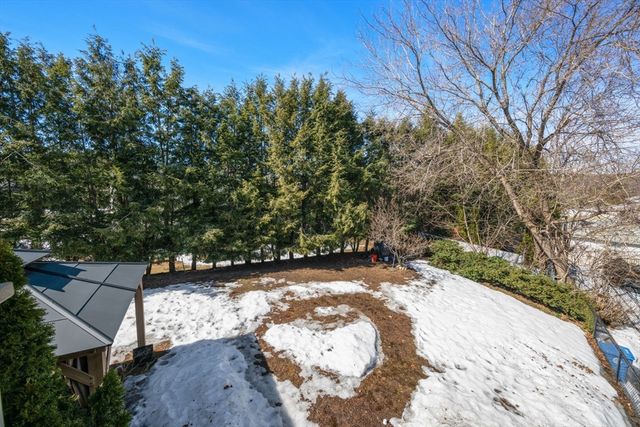 34 Gill Rd 4, Waltham, MA 02453