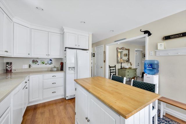 213 Buckwood Drive, Hyannis, MA 02601