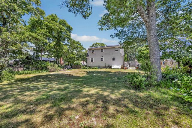 213 Buckwood Drive, Hyannis, MA 02601