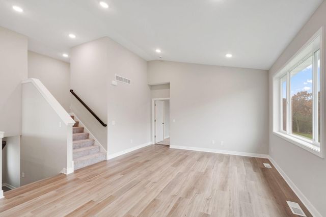 2157 Westpointe Drive, Hastings, MN 55033